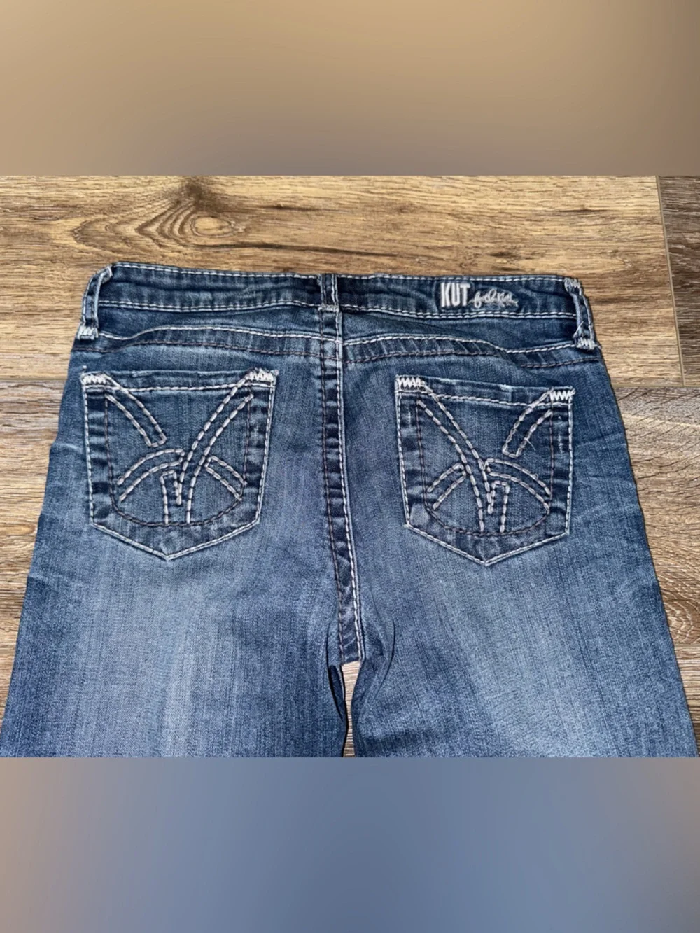 Kut From The Kloth Medium Wash Distressed Bermuda Shorts Size 4 - Picture 3 of 11